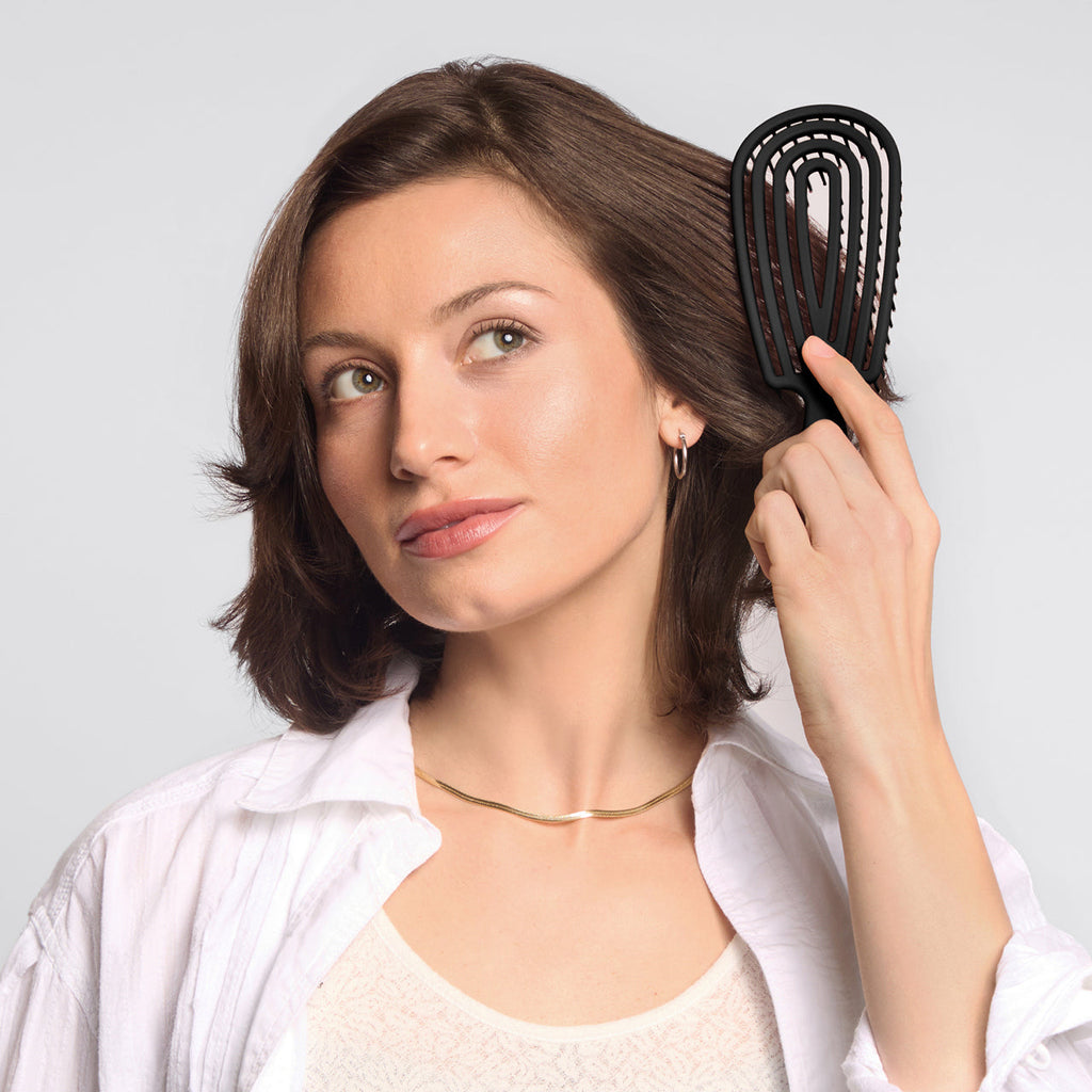 Black Detangling Flexi Brush - Signature Selection