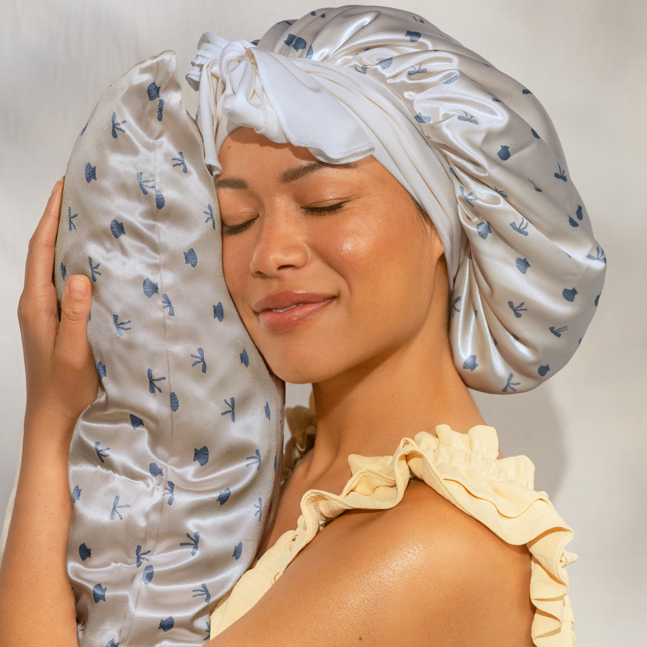 Satin Pillowcase in Pearlized Cream and Coastal Blue Print - Everyday Essentials