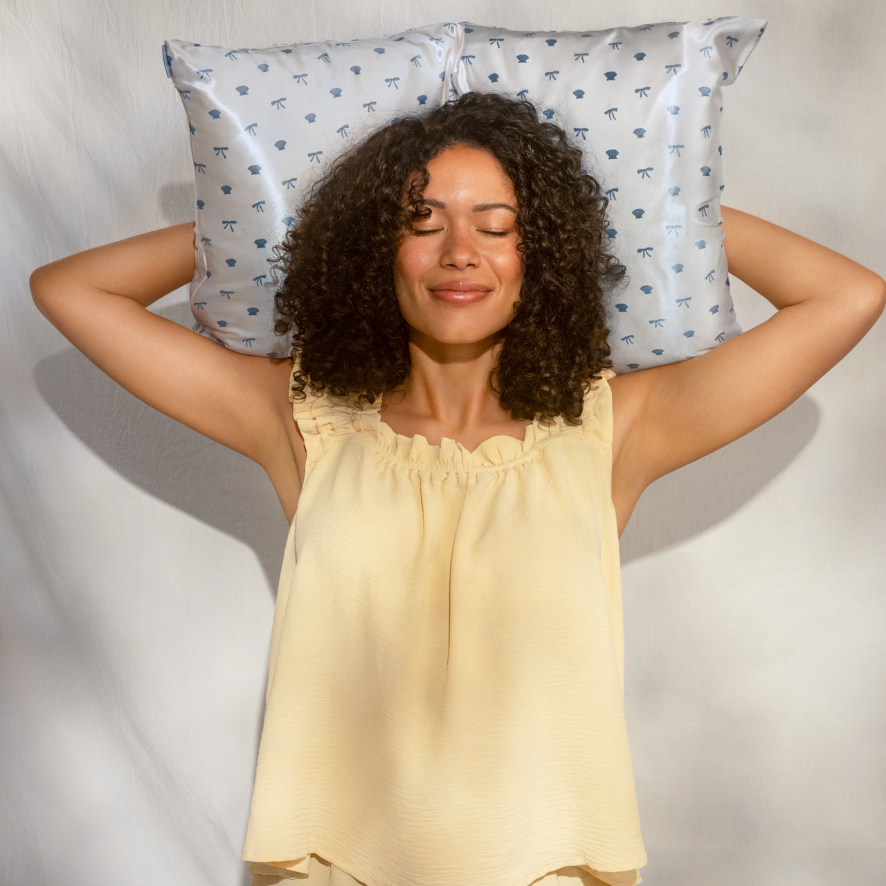 Satin Pillowcase in Pearlized Cream and Coastal Blue Print - Everyday Essentials