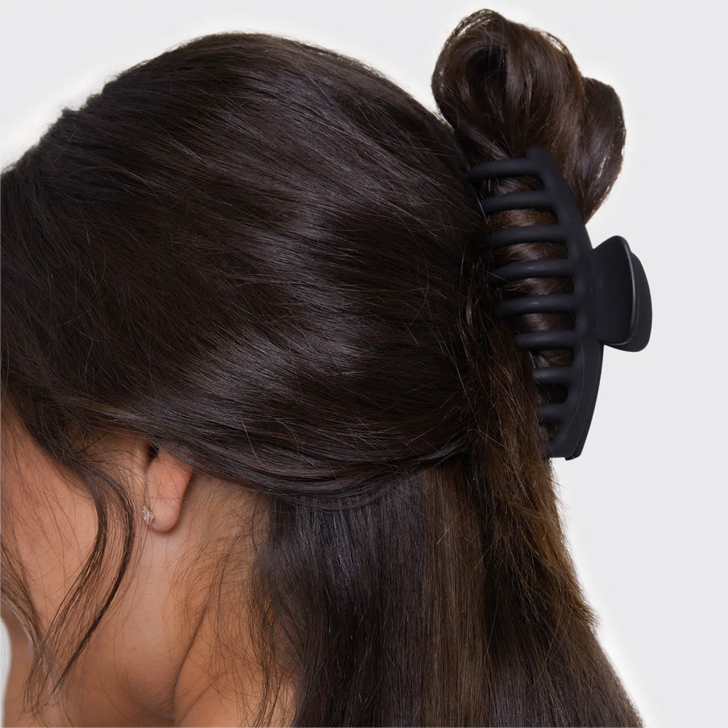 Black and Tort Matte Claw Clips 2pc Set - Oversized - Signature Selection