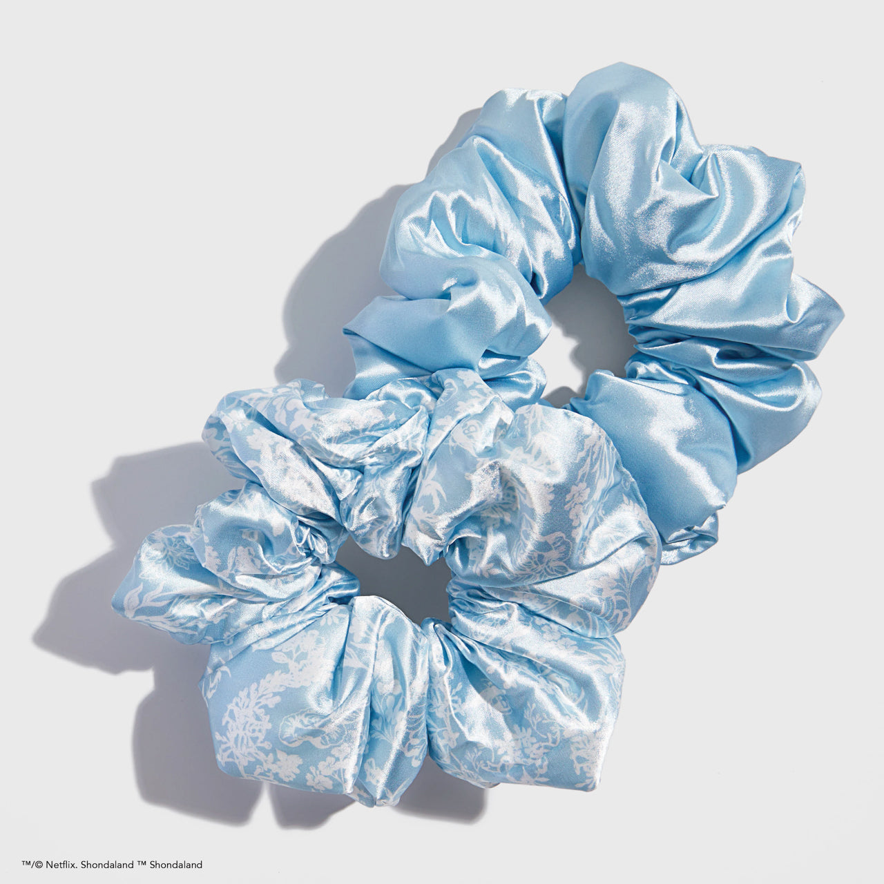 Kitsch x Bridgerton Satin Pillow Scrunchies in Toile De Blue - Signature Selection