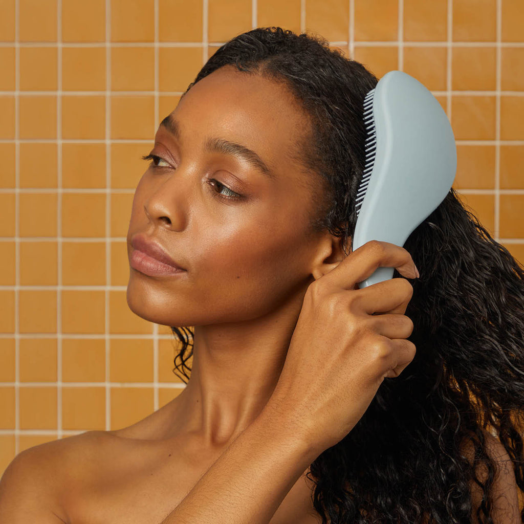 Haze Blue Detangling Brush - Curated Collection