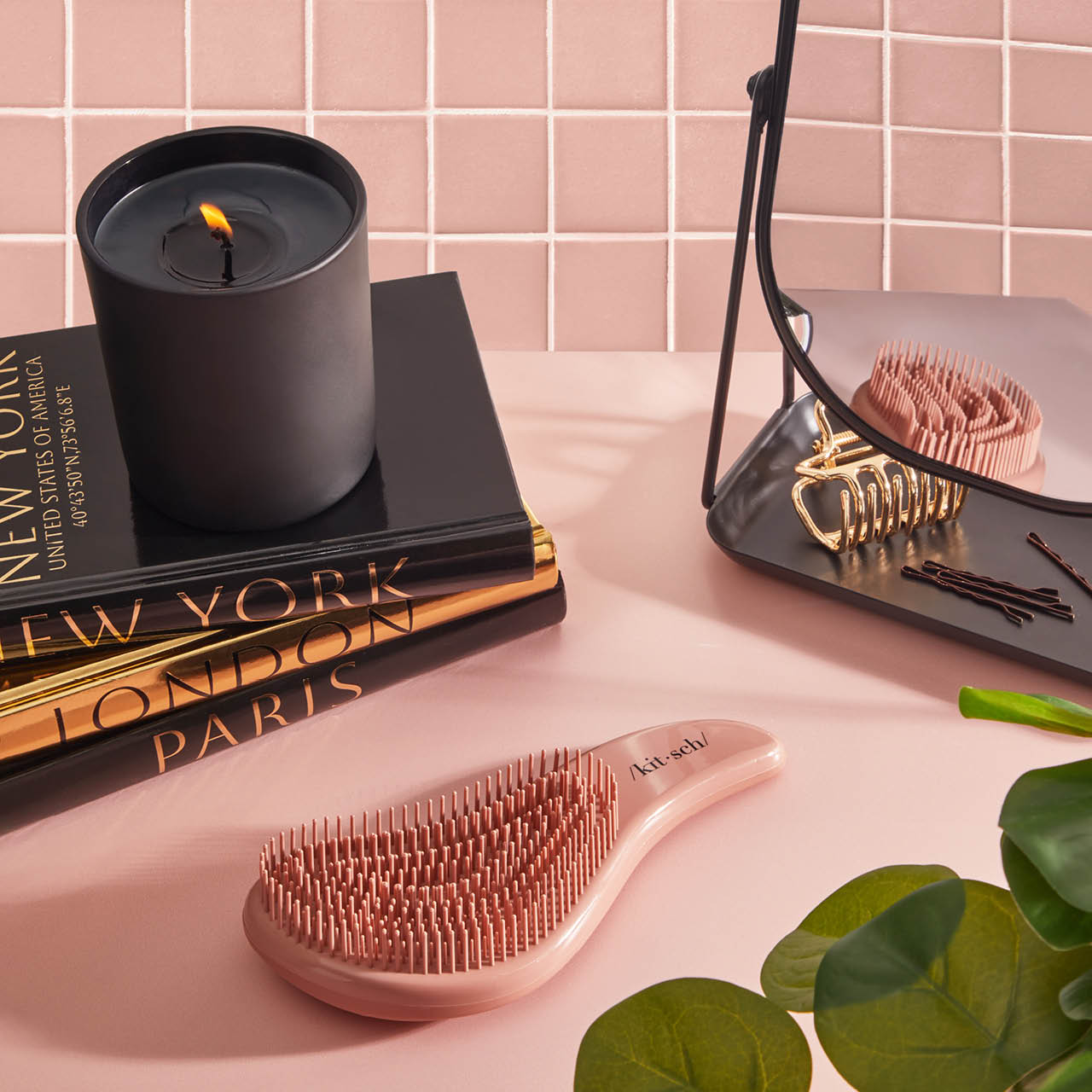 Terracotta Detangling Brush - Curated Collection