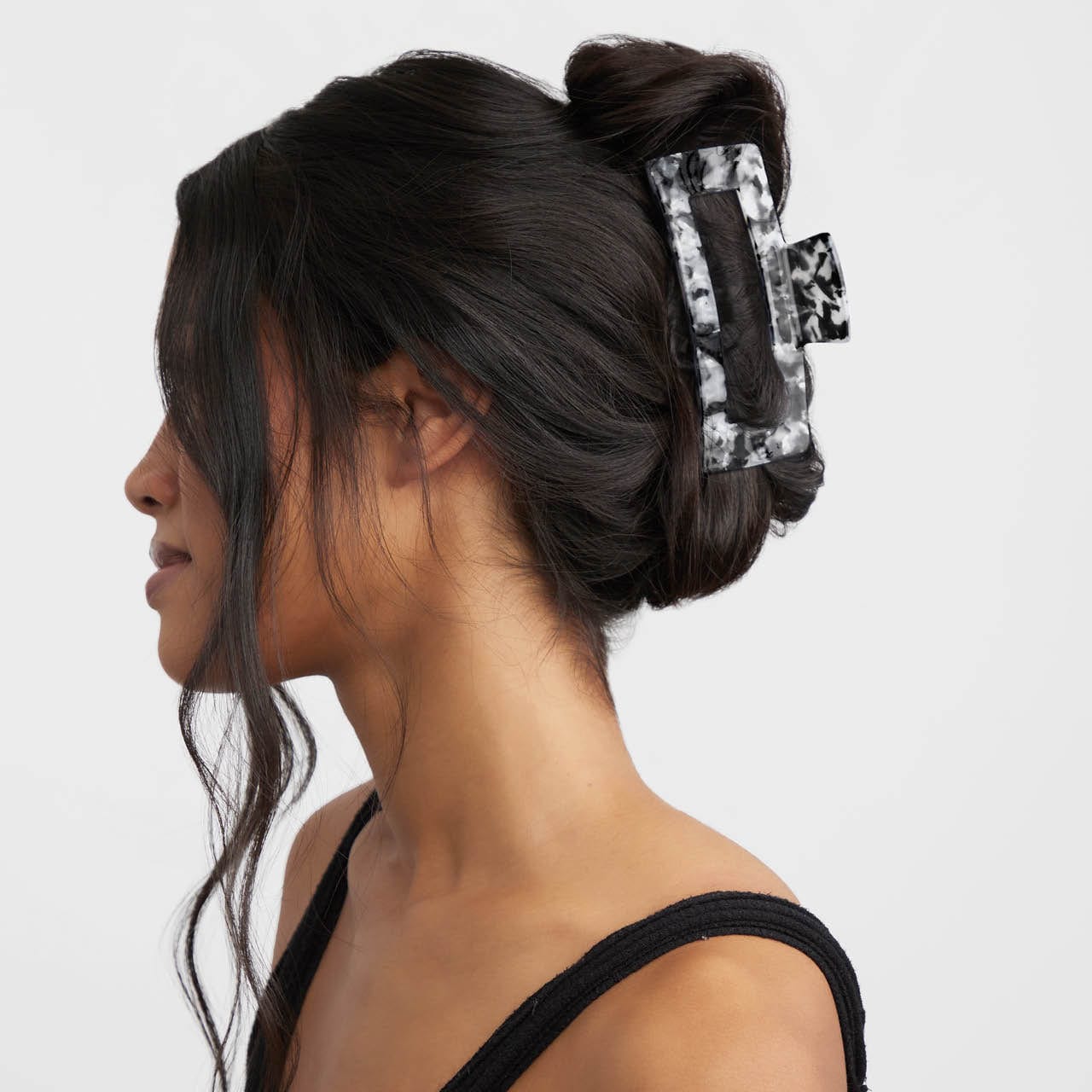 Black Marble Jumbo Claw Clip - Curated Collection
