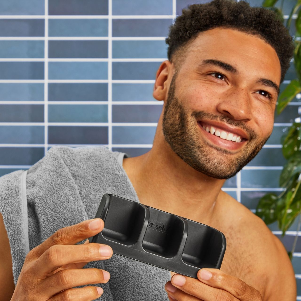 Black Self-Draining Soap Dish - Curated Collection