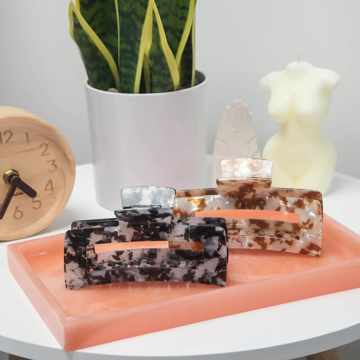 Black Marble Jumbo Claw Clip - Curated Collection